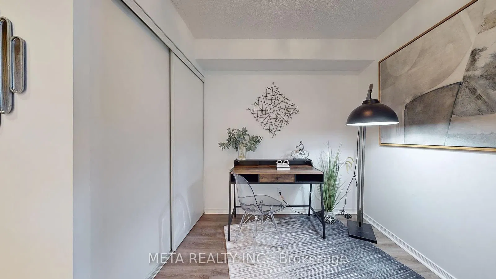 The Beach , East End , Toronto Condo Apt