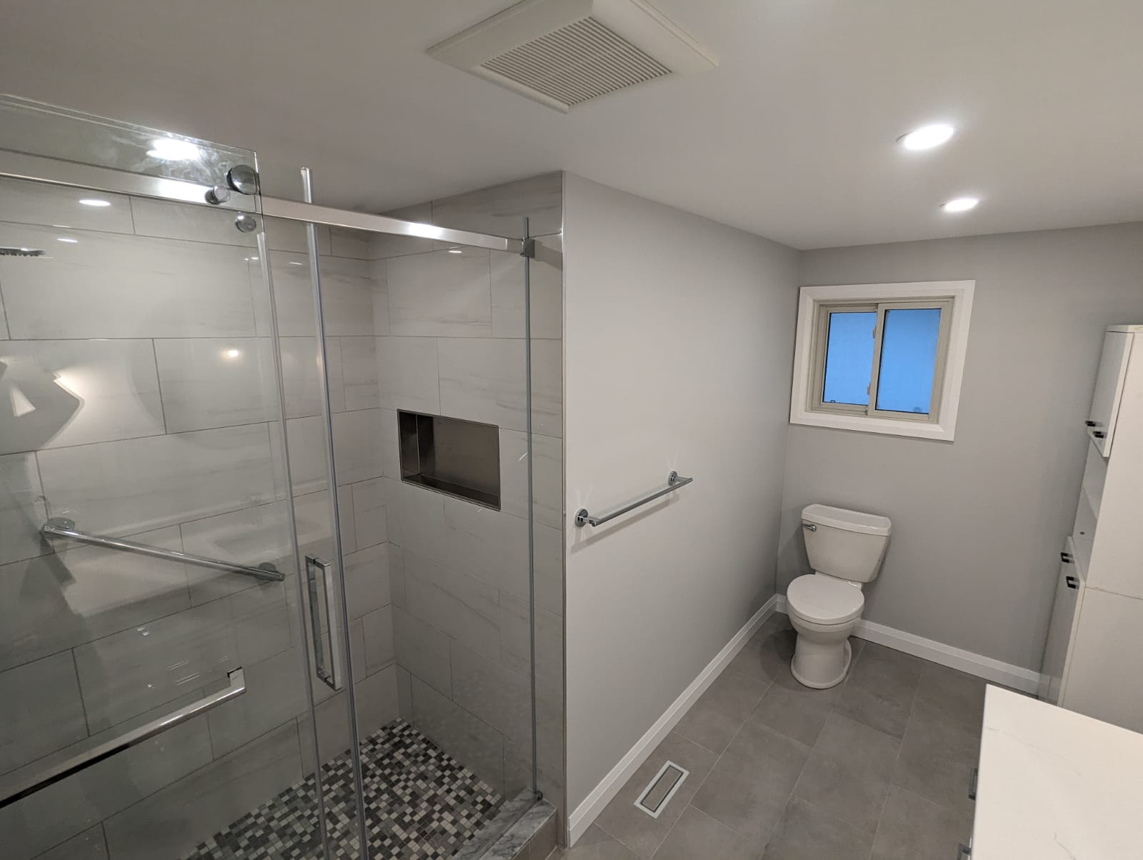 Major Renovation and Tiling Inc