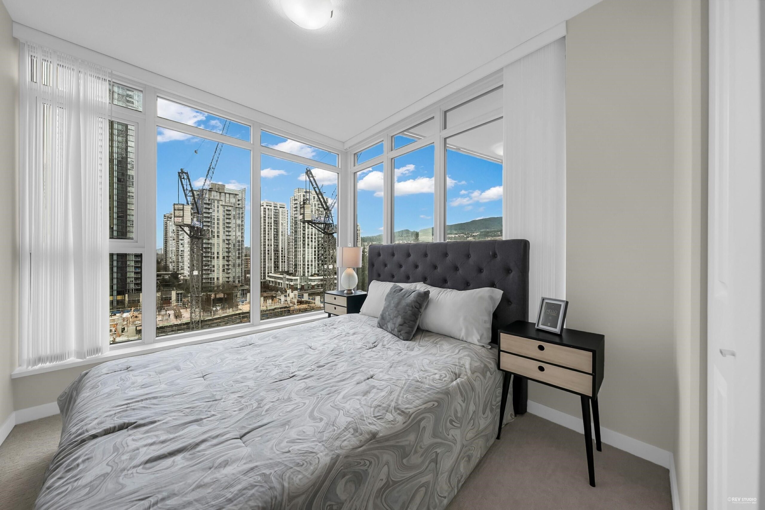 3-bedroom, 2-bath corner