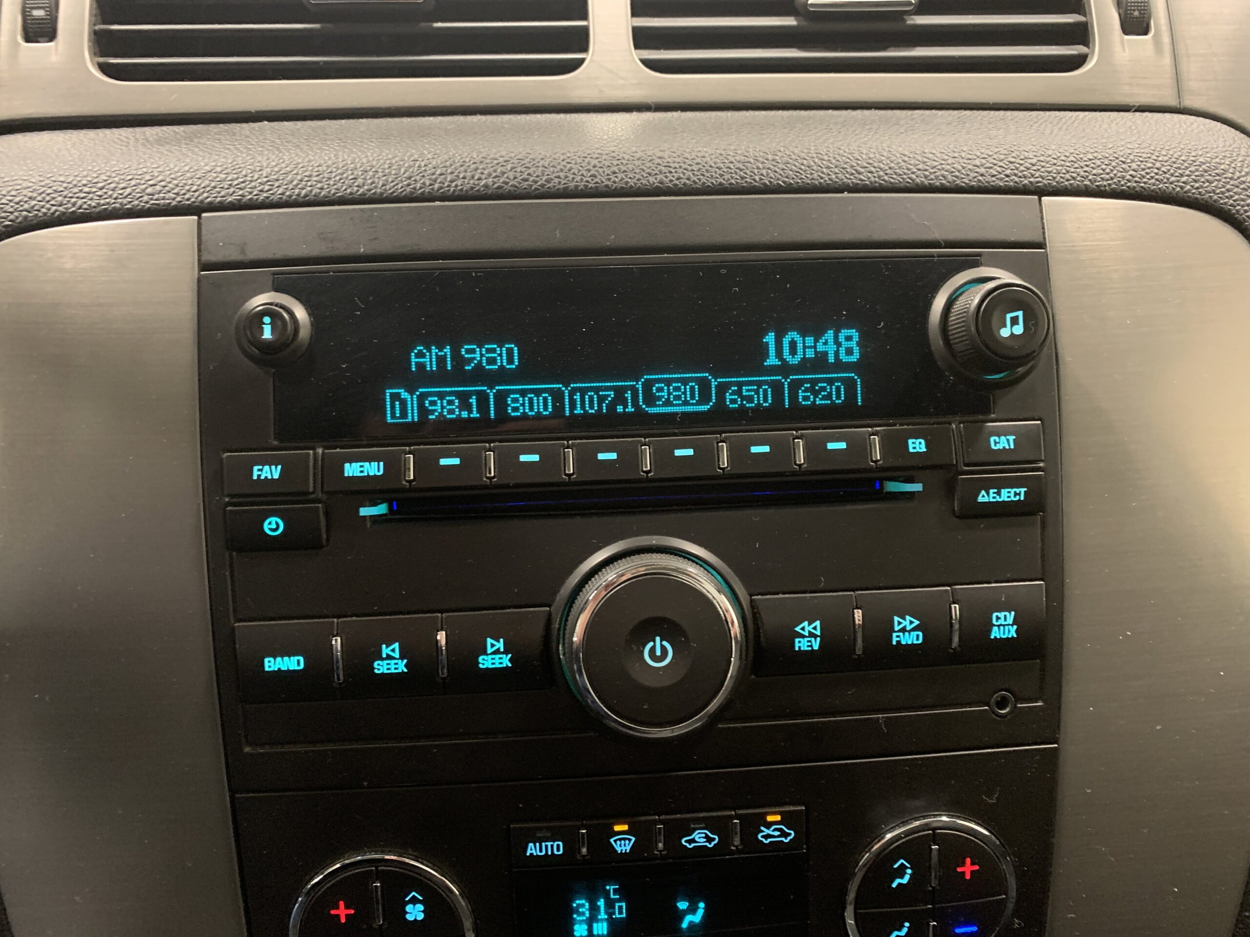 PRE-OWNED 2009 GMC Sierra 1500 SLE * Heated seats *