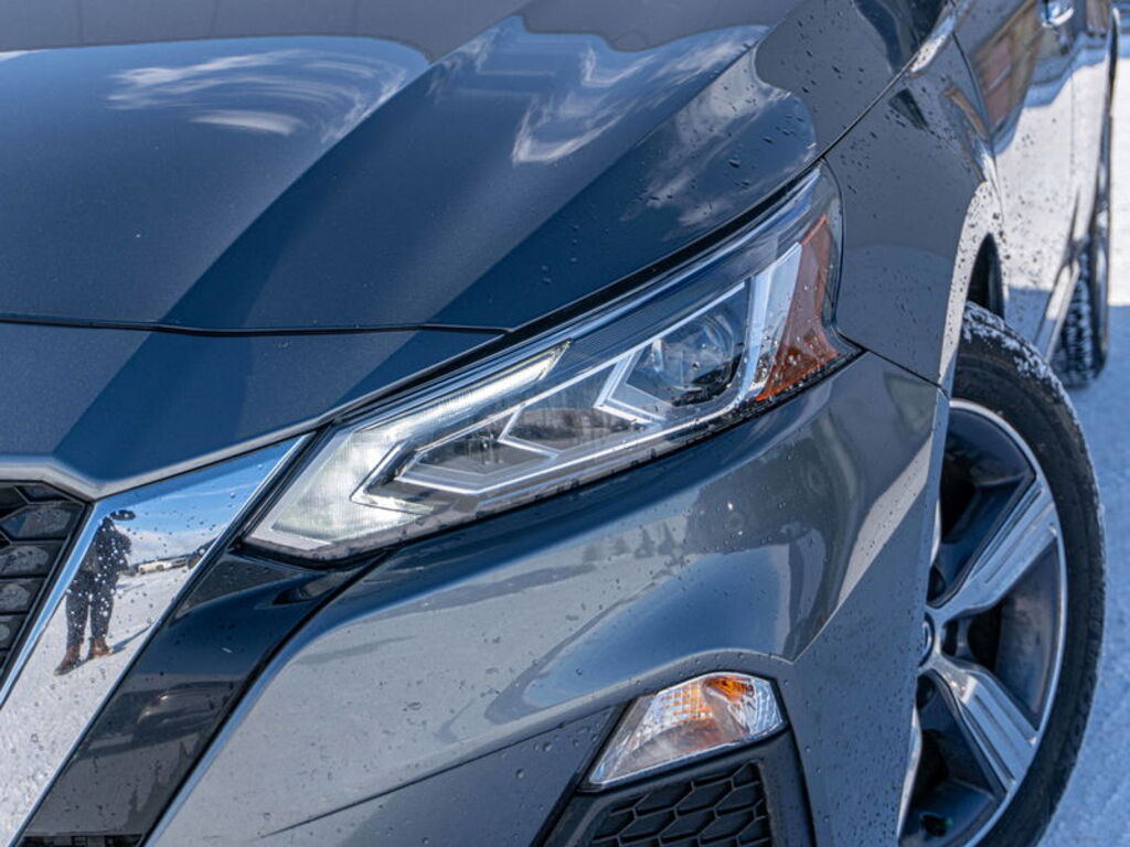2022 Nissan Altima 2.5 SE