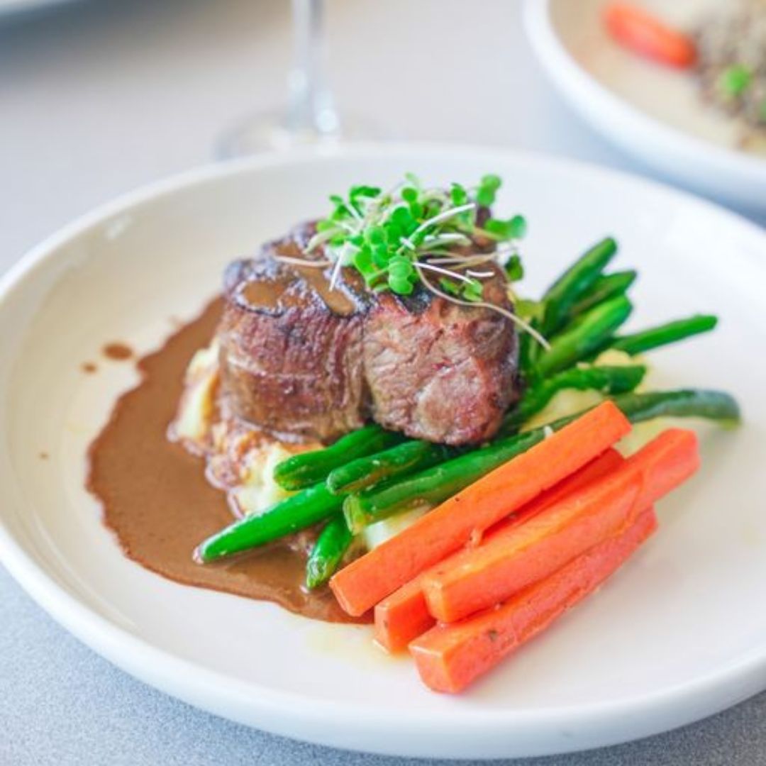 Delta Palms Bar & Grill