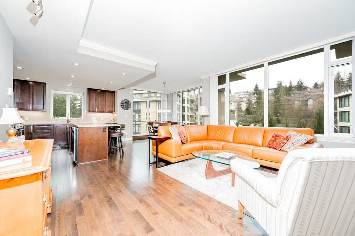 2 Bed 2 Bath PARKWAY BOULEVARD