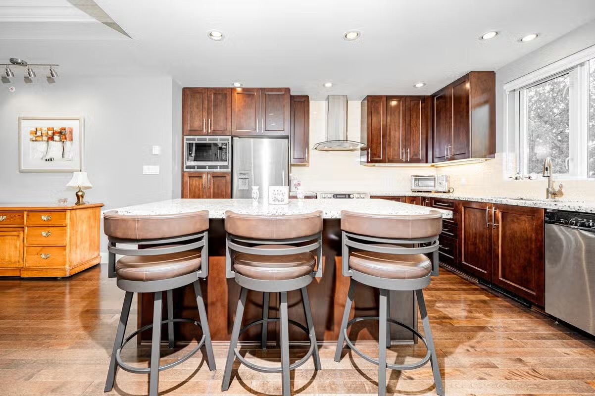 2 Bed 2 Bath PARKWAY BOULEVARD