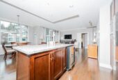 2 Bed 2 Bath PARKWAY BOULEVARD