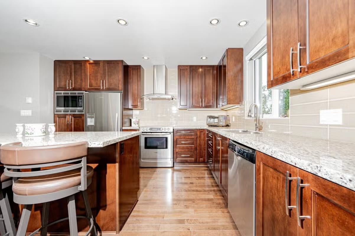 2 Bed 2 Bath PARKWAY BOULEVARD