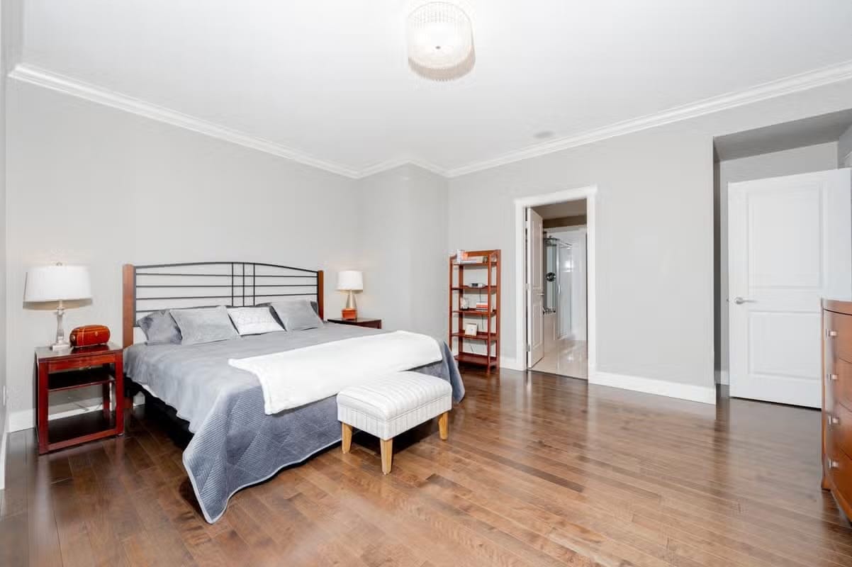 2 Bed 2 Bath PARKWAY BOULEVARD