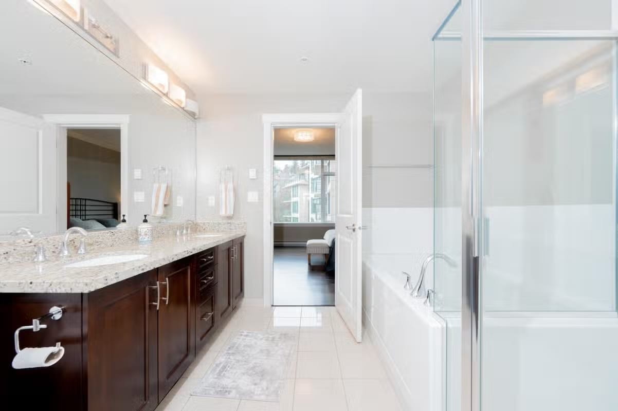 2 Bed 2 Bath PARKWAY BOULEVARD