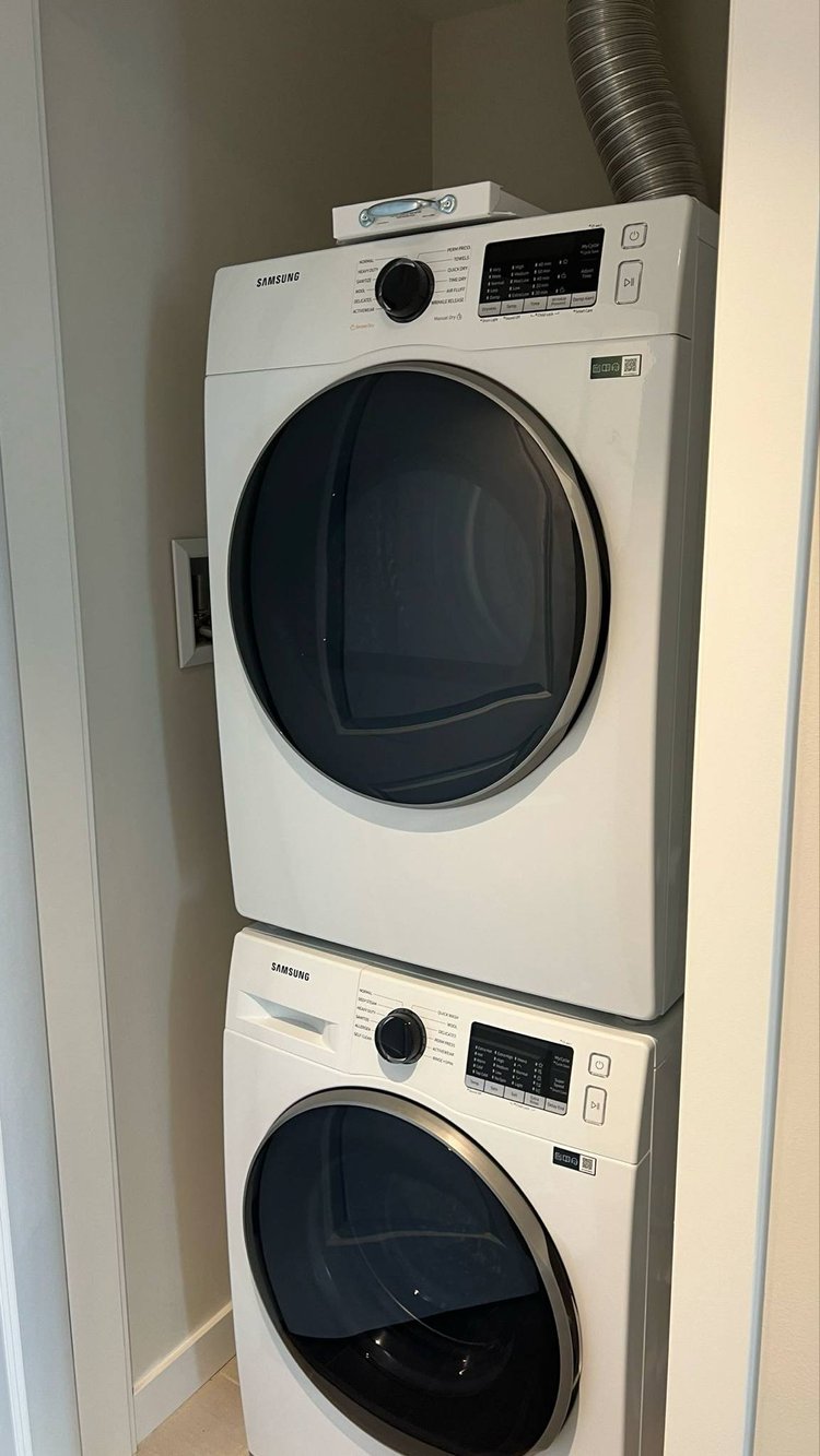 SOPHORA AT THE PARK –SPACIOUS 2 BEDROOM CONDO