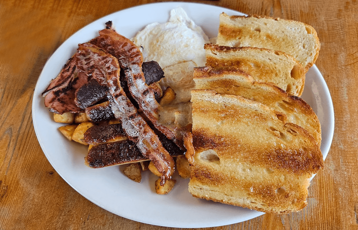 Mission Horse Brunch Restaurant