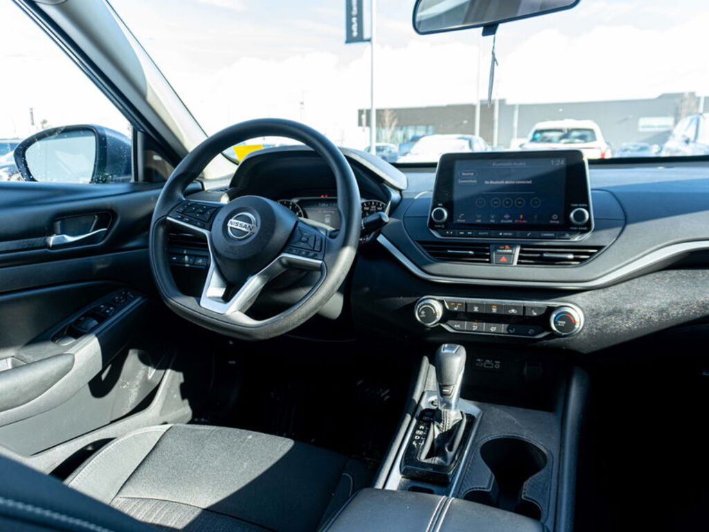 2022 Nissan Altima 2.5 SE