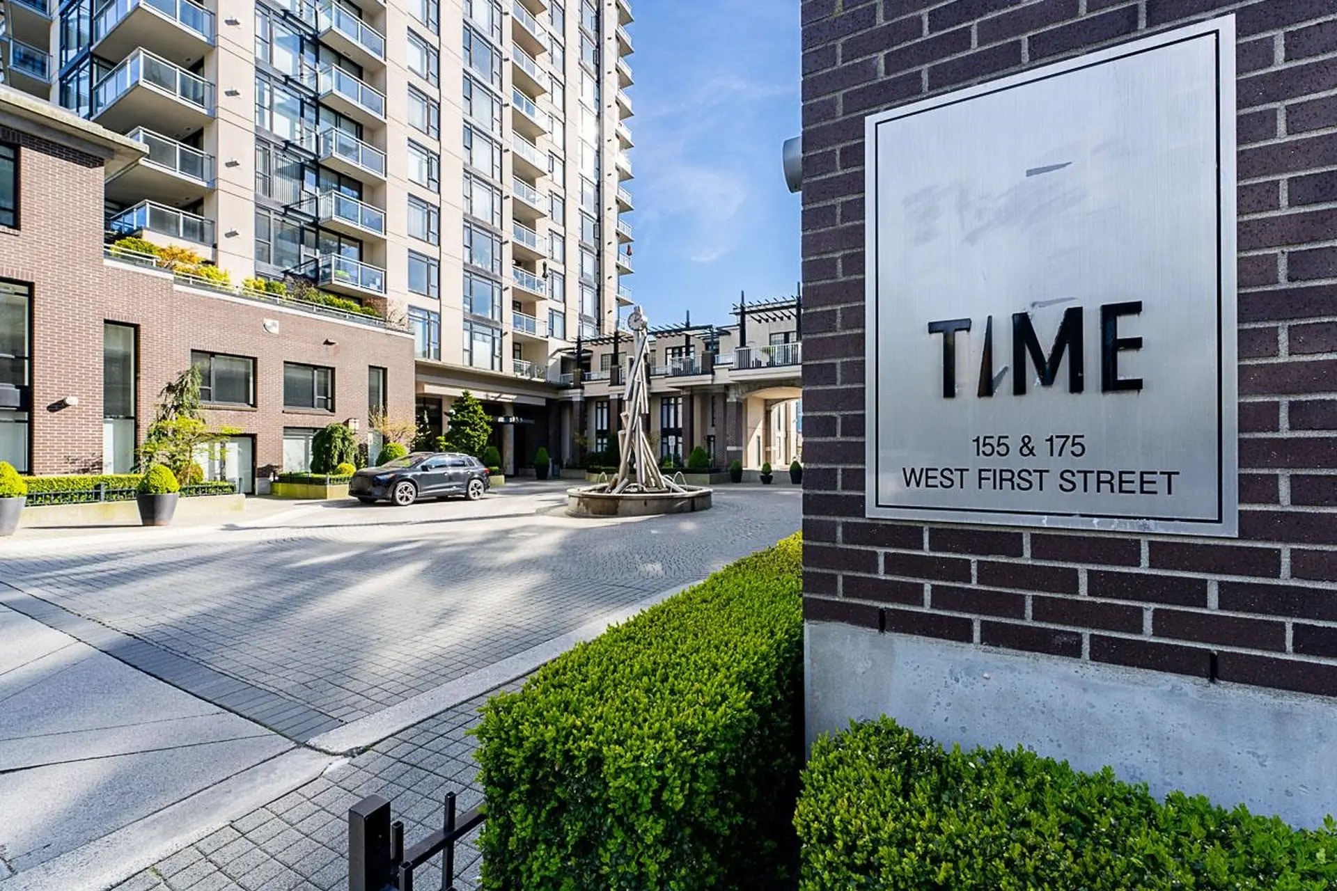 1211 175 West 1st Street