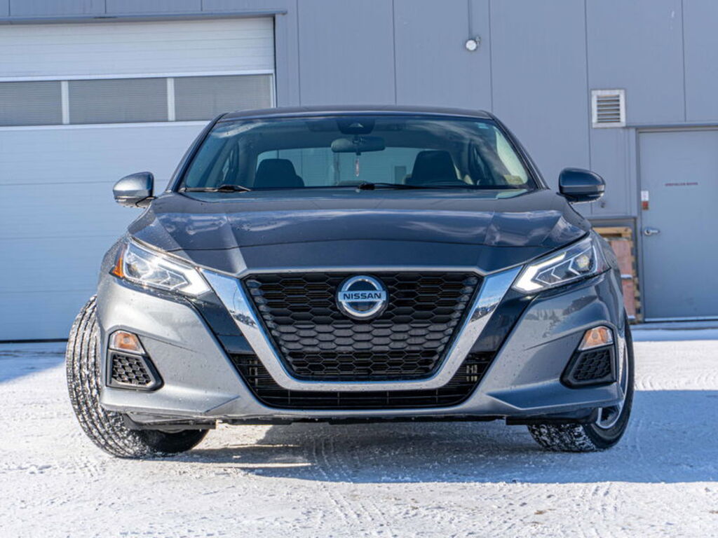 2022 Nissan Altima 2.5 SE