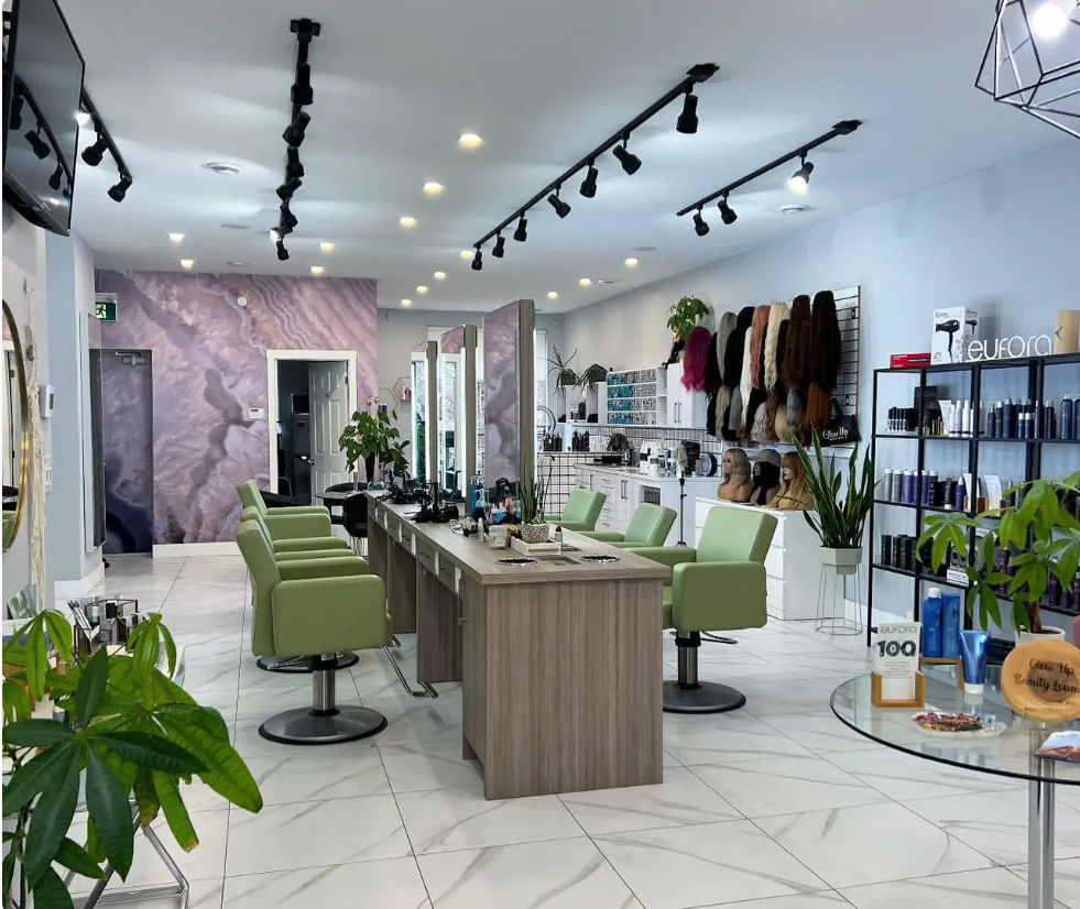 Glow Up Beauty Lounge