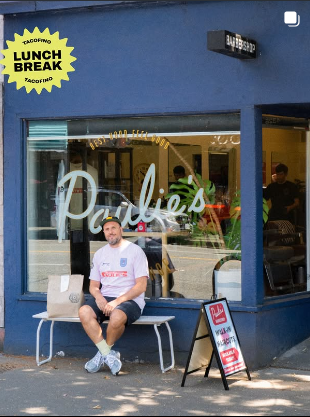 Paulie’s Barbershop